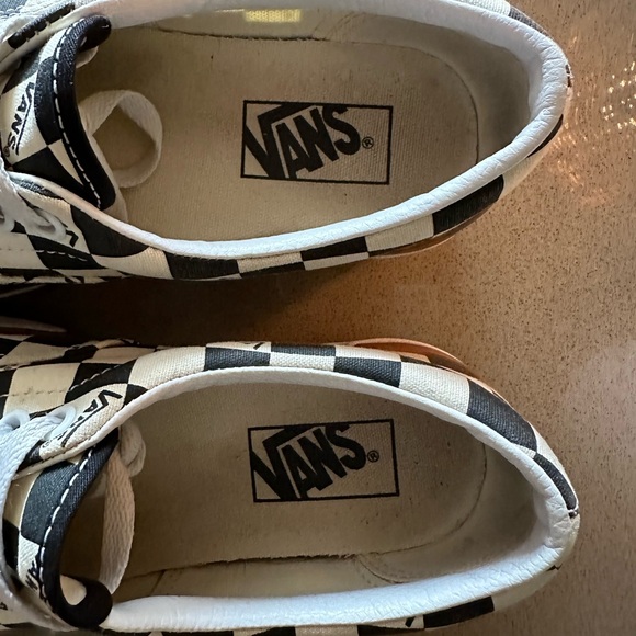 RARE!! VANS ERA Stacked Checkerboard Sneaker - Picture 8 of 10